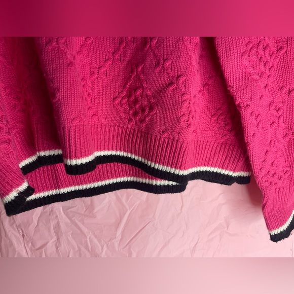 Women’s XL Pink mock neck stitched design with black and white detail sweater - Picture 4 of 5